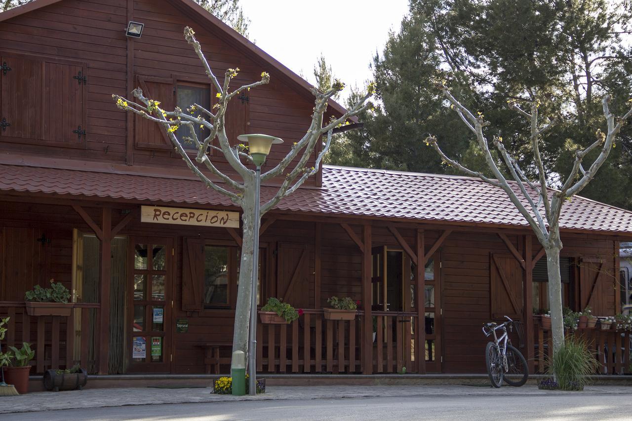 Camping-Bungalows Ciudad De Albarracín Exterior foto